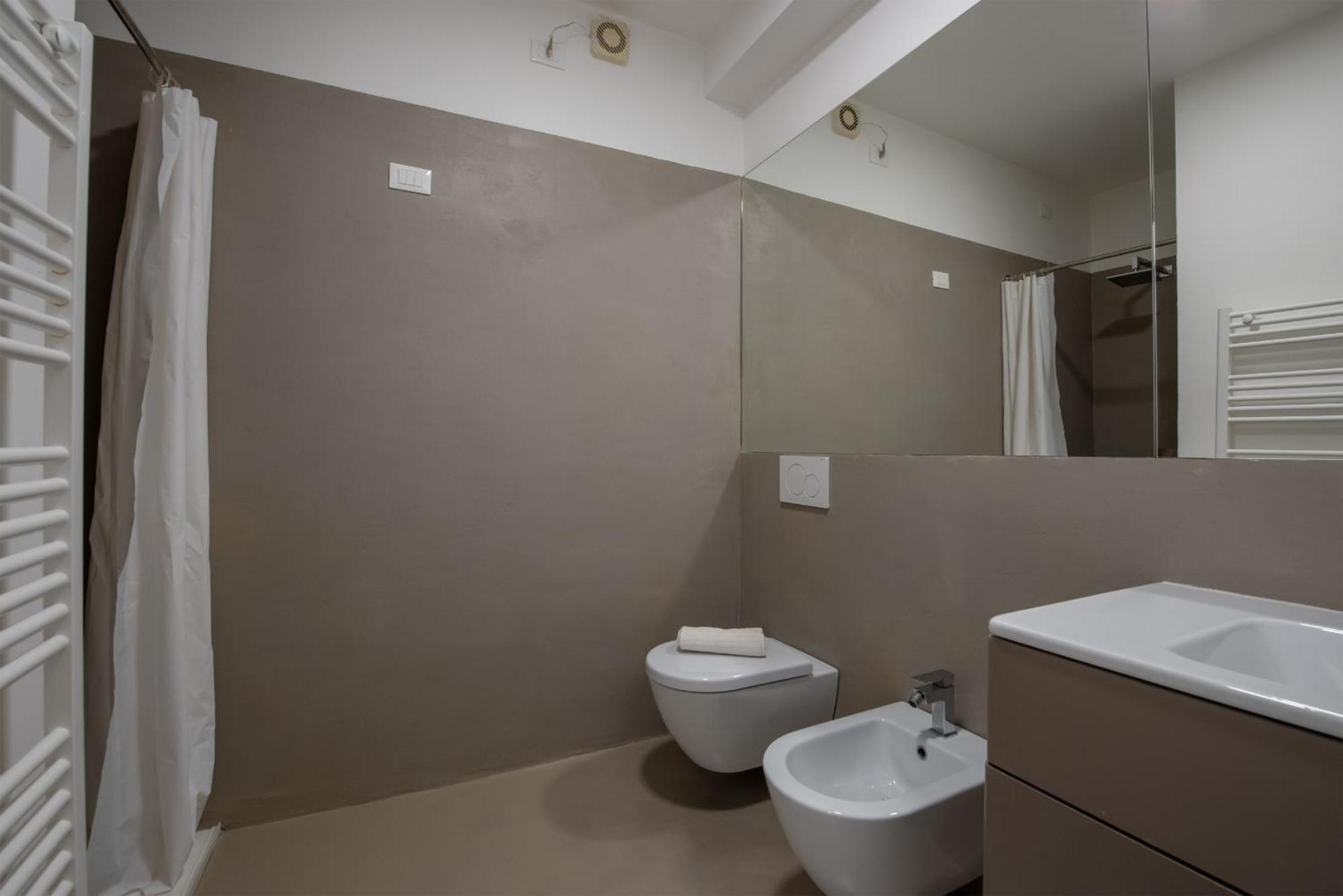 Residence Orti Apartments By Wonderful Italy سالو المظهر الخارجي الصورة
